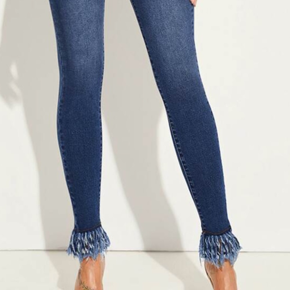 COTTON ON JEANS WITH FRINGE